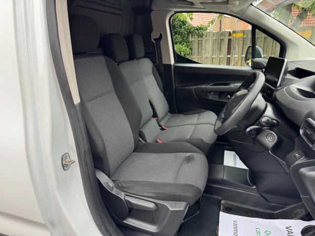 2022 Peugeot Partner 1000 1.5 Bluehdi 100 Professional Premium Van (NU72ORG) Image 16