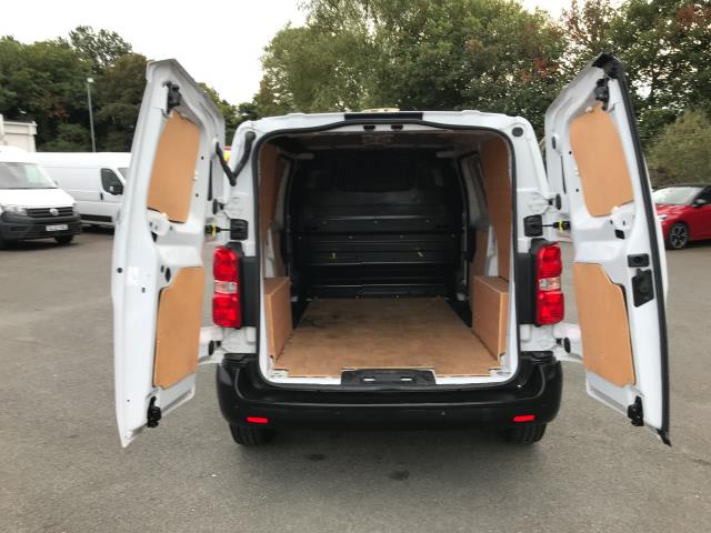 2022 Peugeot Expert 1400 2.0 Bluehdi 145 Professional Premium Van (NU72STX) Image 10