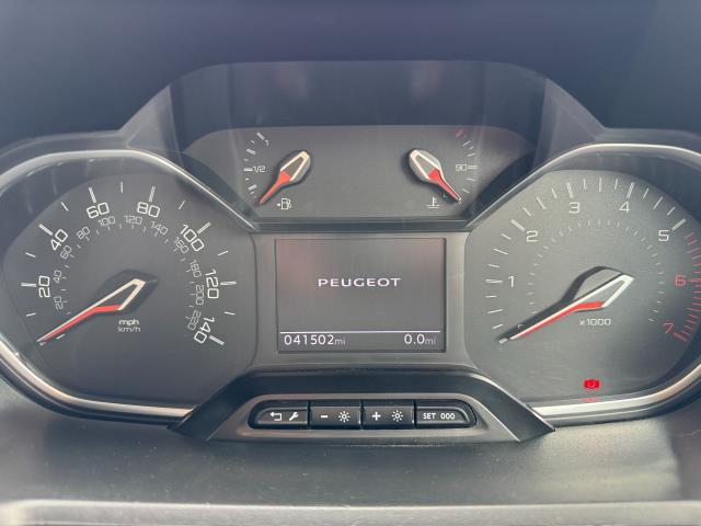 2022 Peugeot Partner L2 950 1.5 Bluehdi 100 Professional Premium Van (NU72SVE) Image 12