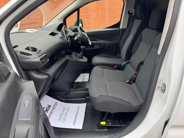 2022 Peugeot Partner L2 950 1.5 Bluehdi 100 Professional Premium Van (NU72SVE) Image 31