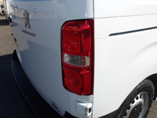 2022 Peugeot Expert 1000 1.5 Bluehdi 100 Professional Premium Van (NU72SYP) Image 12