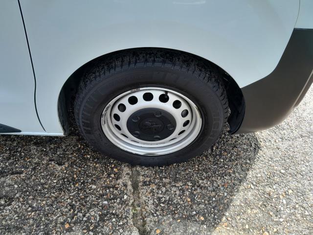 2022 Peugeot Expert 1000 1.5 Bluehdi 100 Professional Premium Van (NU72SZW) Image 12