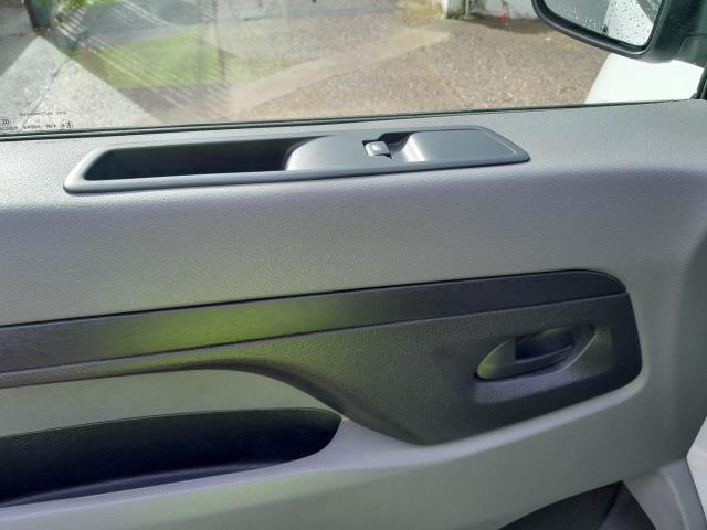 2022 Peugeot Expert 1000 1.5 Bluehdi 100 Professional Premium Van (NU72SZW) Image 19