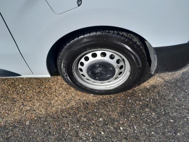 2022 Peugeot Expert 1000 1.5 Bluehdi 100 Professional Premium Van (NU72SZW) Image 14