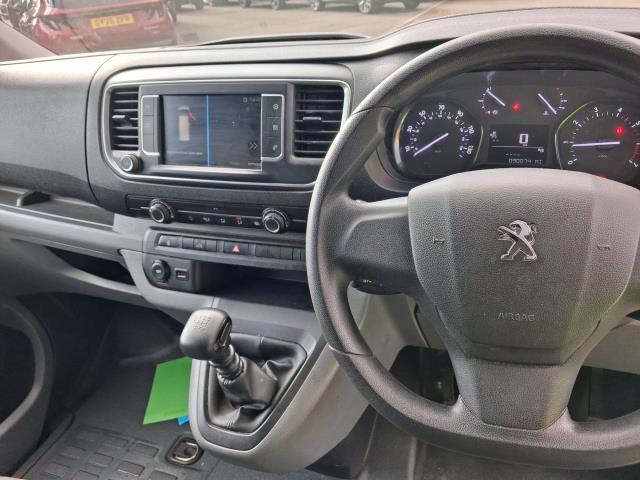 2022 Peugeot Expert 1000 1.5 Bluehdi 100 Professional Premium Van (NU72TFO) Image 14