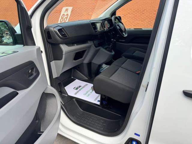 2022 Peugeot Expert 1400 2.0 Bluehdi 145 Professional Premium Van (NU72TGE) Image 30