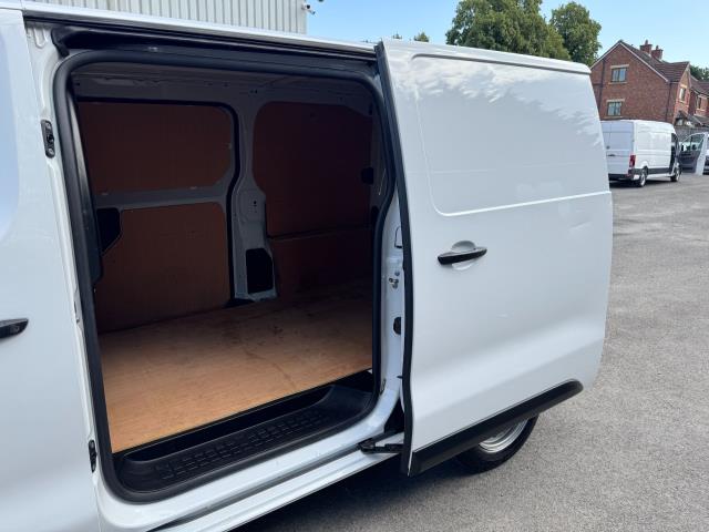 2022 Peugeot Expert 1400 2.0 Bluehdi 145 Professional Premium Van (NU72TGE) Image 42