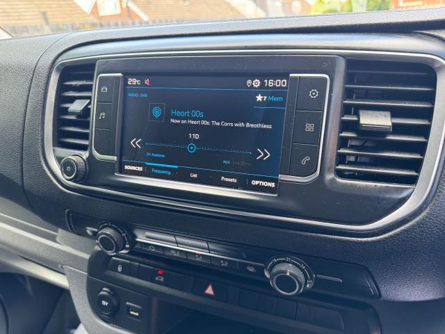 2022 Peugeot Expert 1400 2.0 Bluehdi 145 Professional Premium Van (NU72TGE) Image 25