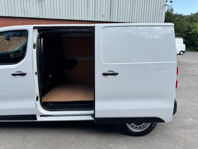 2022 Peugeot Expert 1400 2.0 Bluehdi 145 Professional Premium Van (NU72TGE) Image 43