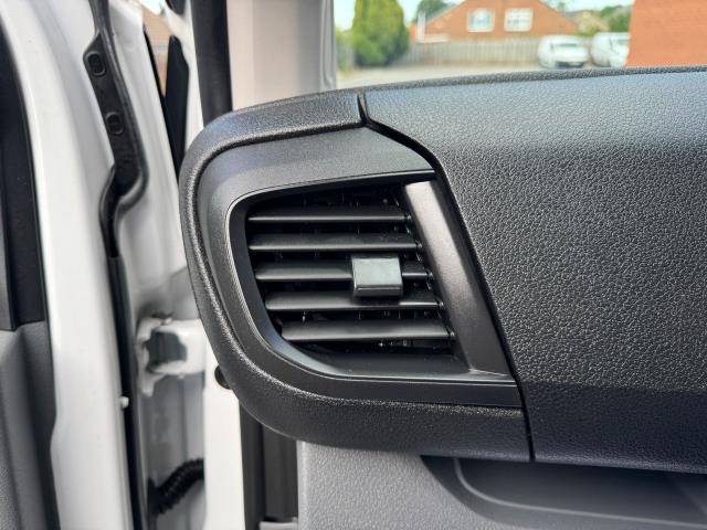 2022 Peugeot Expert 1400 2.0 Bluehdi 145 Professional Premium Van (NU72TGE) Image 39