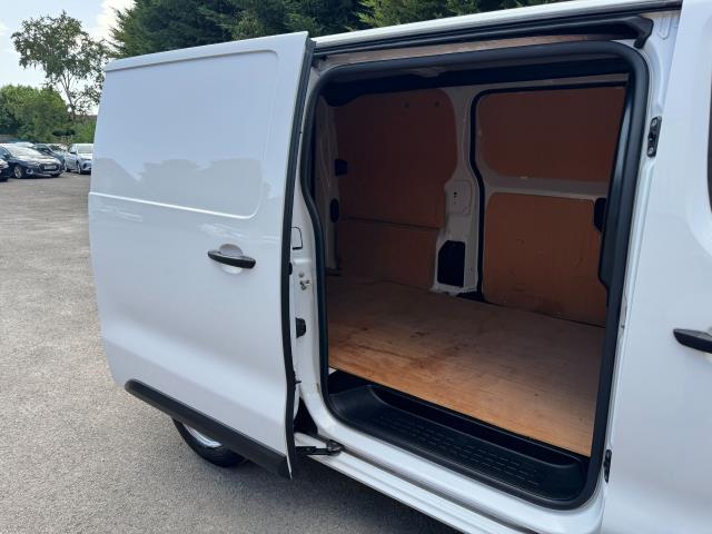2022 Peugeot Expert 1400 2.0 Bluehdi 145 Professional Premium Van (NU72TGE) Image 45