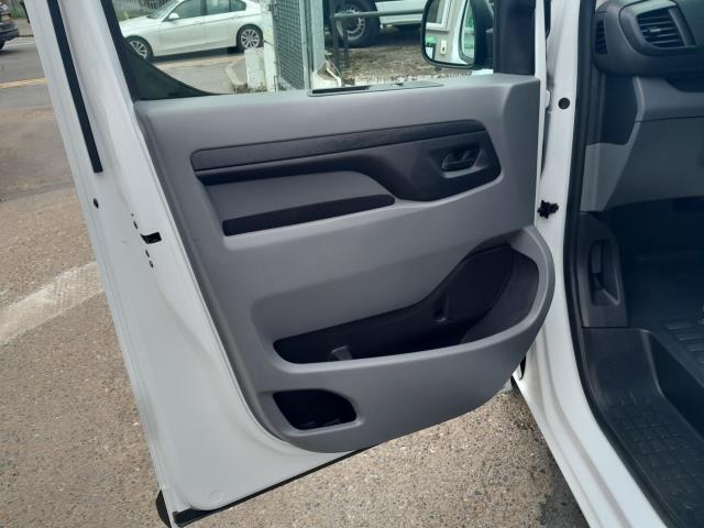 2022 Peugeot Expert 1400 2.0 Bluehdi 145 Professional Premium Van (NU72TJO) Image 21