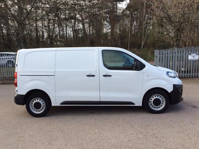 2022 Peugeot Expert 1400 2.0 Bluehdi 145 Professional Premium Van (NU72TJZ) Image 15