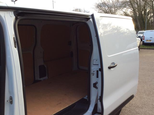 2022 Peugeot Expert 1400 2.0 Bluehdi 145 Professional Premium Van (NU72TJZ) Image 8