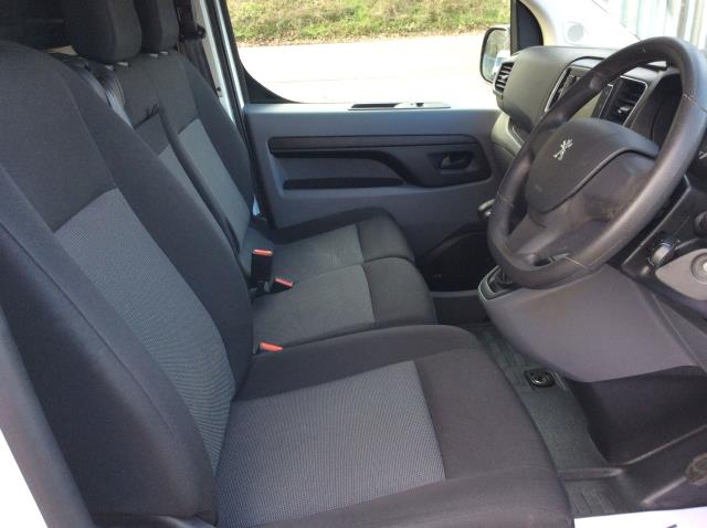 2022 Peugeot Expert 1400 2.0 Bluehdi 145 Professional Premium Van (NU72TJZ) Image 18