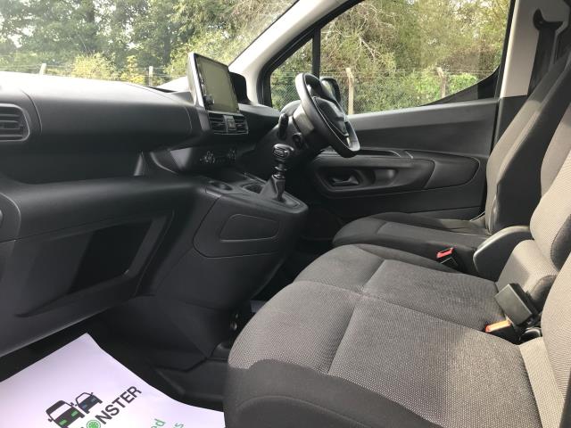 2022 Peugeot Partner 1000 1.5 Bluehdi 100 Professional Premium Van (NU72TMO) Image 15