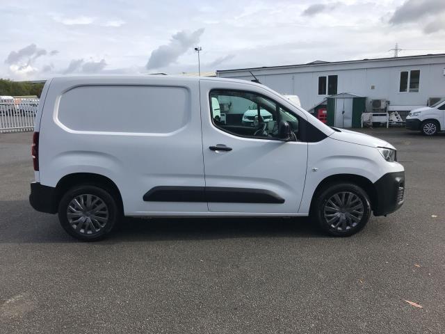 2022 Peugeot Partner 1000 1.5 Bluehdi 100 Professional Premium Van (NU72TMO) Image 13