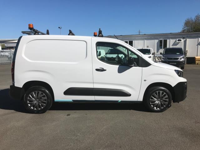 2022 Peugeot Partner 1000 1.5 Bluehdi 100 Professional Premium Van (NU72TMX) Image 12
