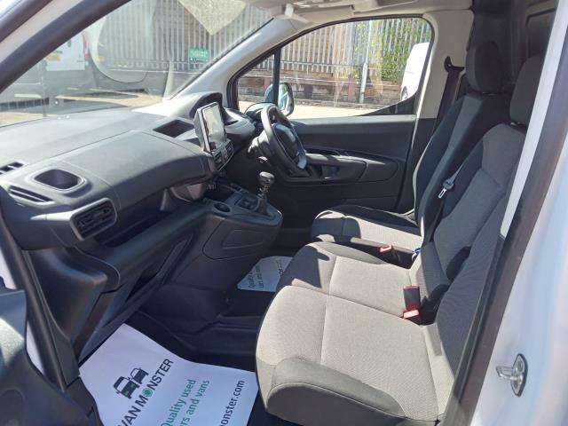 2022 Peugeot Partner 1000 1.5 Bluehdi 100 Professional Premium Van (NU72TWG) Image 16