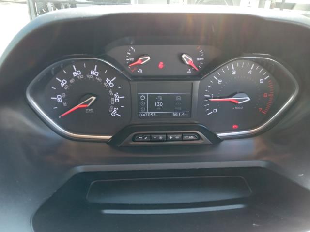2022 Peugeot Partner 1000 1.5 Bluehdi 100 Professional Premium Van (NU72TWG) Image 26