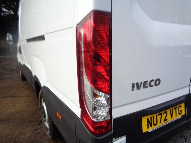 2022 Iveco Daily 2.3 High Roof Business Van 3520L Wb (NU72VTG) Image 13