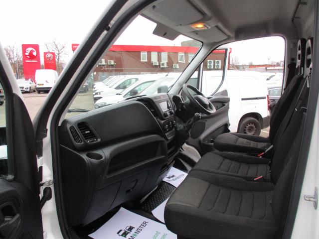 2022 Iveco Daily 35S14 2.3 HIGHROOF BUSINESS 3520L WB (NU72VVO) Image 21