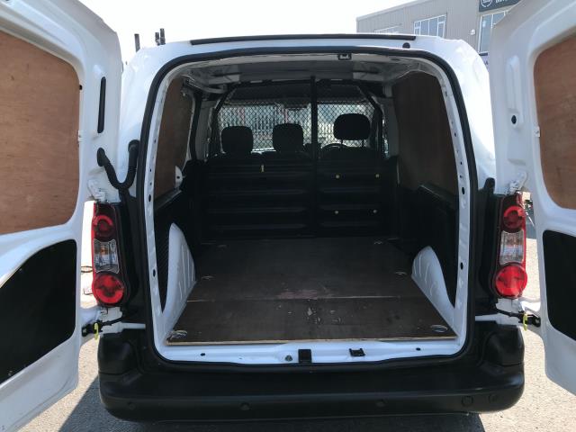 2017 Peugeot Partner L1 850 1.6BLUEHDI 100PS PROFESSIONAL EURO 6 (NV17MVO) Image 9