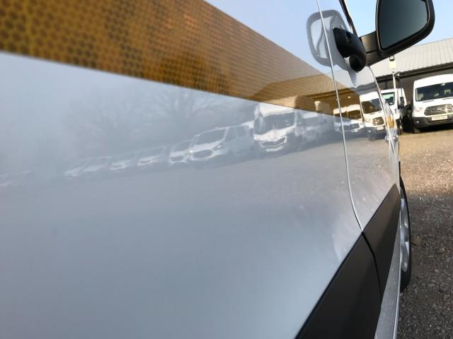2018 Peugeot Partner 850 1.6 Bluehdi 100 Professional Van [Non Ss] EURO 6 (NV18HAX) Thumbnail 43
