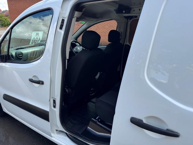 2018 Peugeot Partner 715 S 1.6 Bluehdi 100 Crew Van EURO 6 (NV18KPN) Image 43