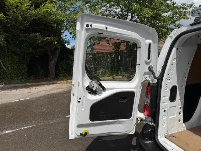 2018 Peugeot Partner 715 S 1.6 Bluehdi 100 Crew Van EURO 6 (NV18KPN) Image 60