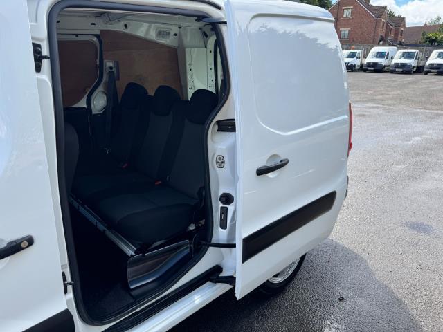 2018 Peugeot Partner 715 S 1.6 Bluehdi 100 Crew Van EURO 6 (NV18KPN) Image 44