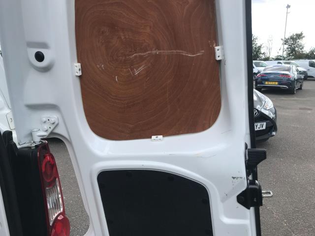 2018 Peugeot Partner 850 1.6 Bluehdi 100 Professional Van EURO 6 (NV18OUX) Image 12