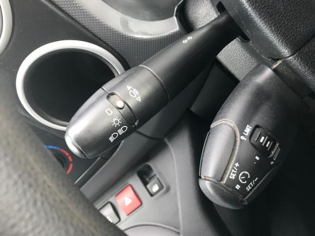 2018 Peugeot Partner 850 1.6 Bluehdi 100 Professional Van EURO 6 (NV18OUX) Image 28