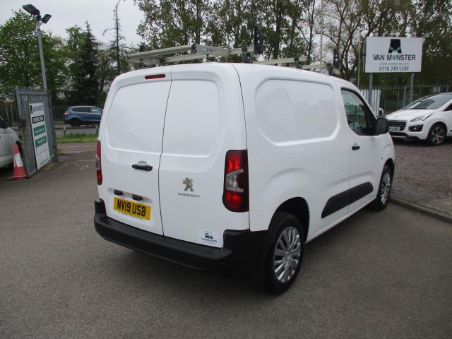 2019 Peugeot Partner 1000 1.5 Bluehdi 100 Professional Van (NV19USB) Image 4