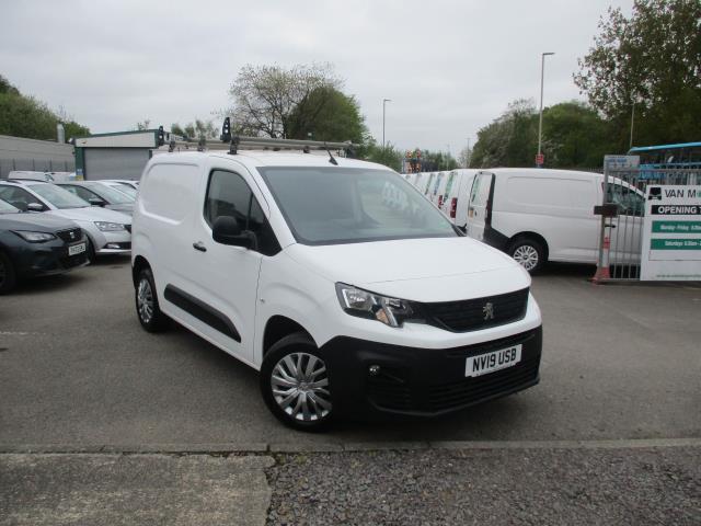 2019 Peugeot Partner 1000 1.5 Bluehdi 100 Professional Van (NV19USB) Image 2