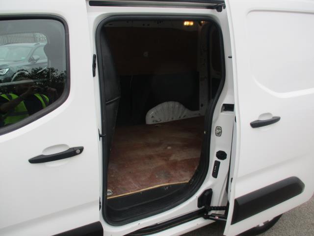 2019 Peugeot Partner 1000 1.5 Bluehdi 100 Professional Van (NV19USB) Image 26