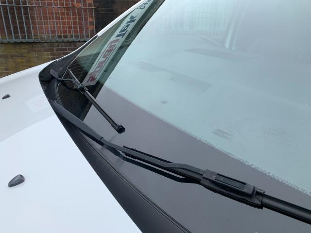 2019 Peugeot Expert 1000 1.6 Bluehdi 95 Professional Van (NV19UUA) Image 24