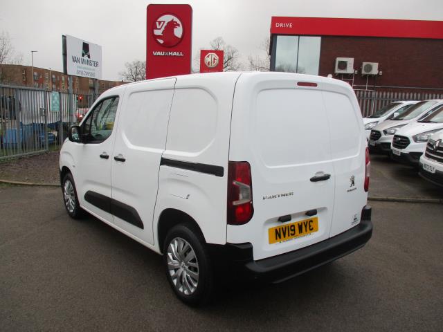 2019 Peugeot Partner 1000 1.5 Bluehdi 100 Professional Van (NV19WYC) Image 7