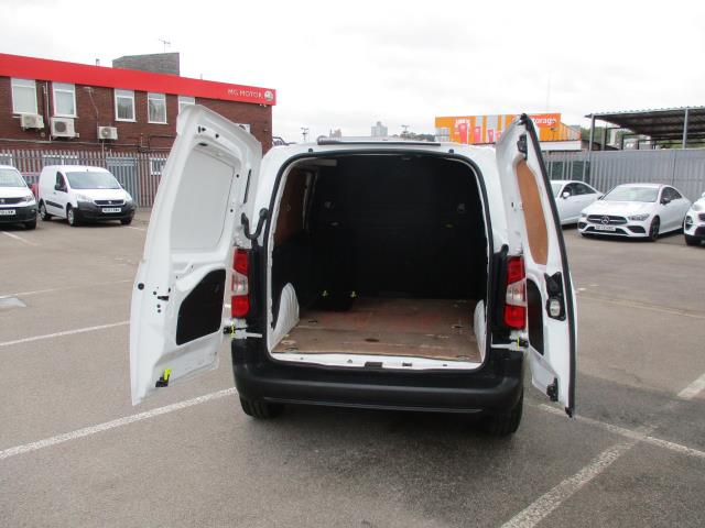 2019 Peugeot Partner STANDARD 1000 1.5 BLUE HDI 100PS GRIP (NV19YGR) Image 6