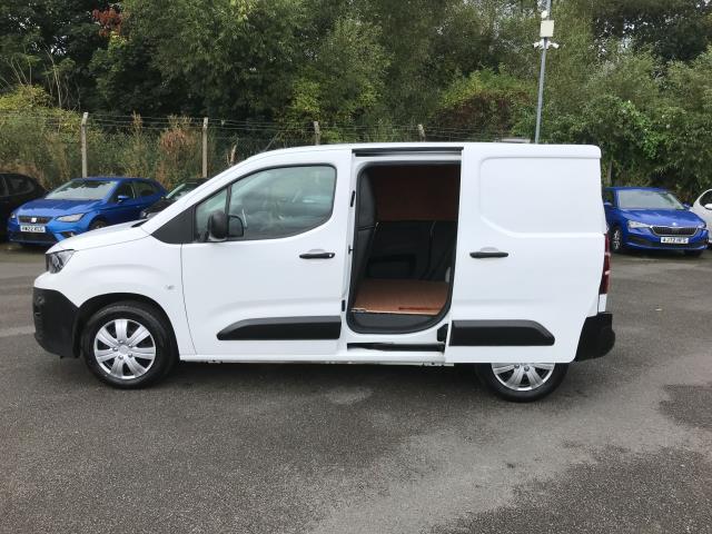 2019 Peugeot Partner 1000 1.5 BLUE HDI 100 PROFESSIONAL VAN EURO 6 (NV19YLG) Image 6