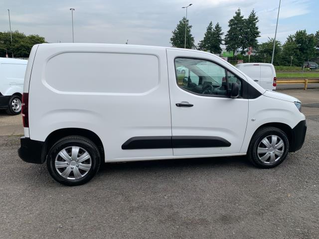 2019 Peugeot Partner 1000 1.5 Bluehdi 100 Professional Van, * Speed restricted to 70 Mph* (NV19ZCL) Image 15