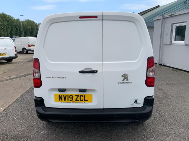 2019 Peugeot Partner 1000 1.5 Bluehdi 100 Professional Van, * Speed restricted to 70 Mph* (NV19ZCL) Image 11