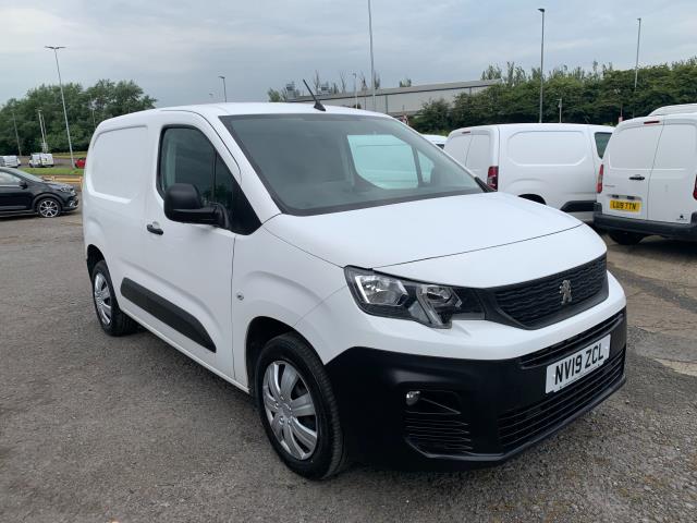 2019 Peugeot Partner 1000 1.5 Bluehdi 100 Professional Van, * Speed restricted to 70 Mph* (NV19ZCL) Image 2