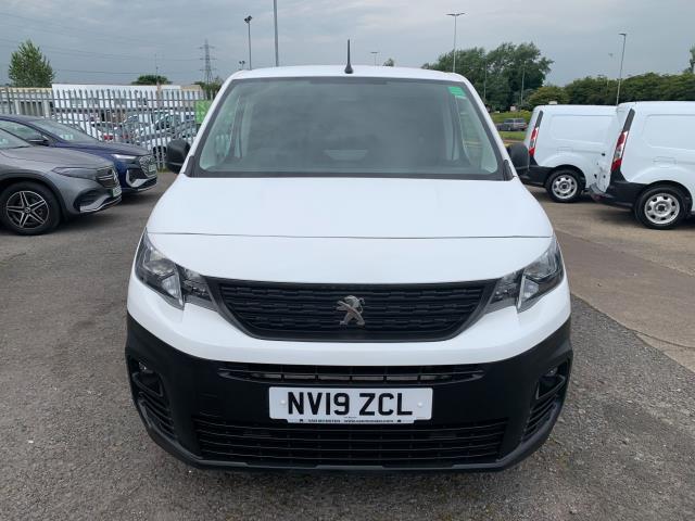 2019 Peugeot Partner 1000 1.5 Bluehdi 100 Professional Van, * Speed restricted to 70 Mph* (NV19ZCL) Image 3