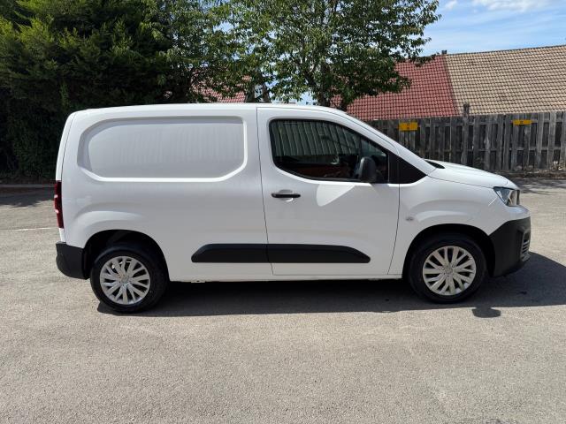 2019 Peugeot Partner 1000 1.5 Bluehdi 100 Professional Van *70 MPH SPEED RESTRICTED (NV19ZFH) Image 10