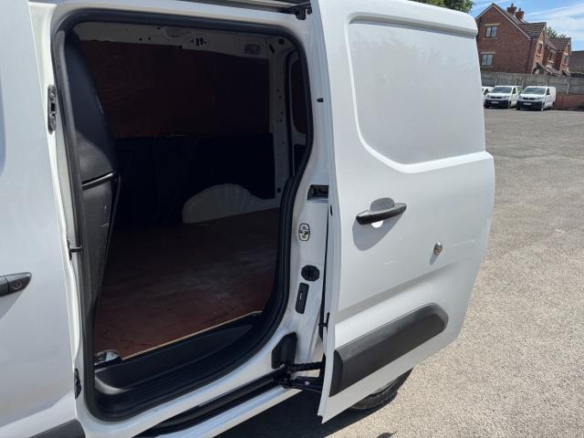 2019 Peugeot Partner 1000 1.5 Bluehdi 100 Professional Van *70 MPH SPEED RESTRICTED (NV19ZFH) Image 40