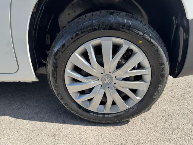 2019 Peugeot Partner 1000 1.5 Bluehdi 100 Professional Van *70 MPH SPEED RESTRICTED (NV19ZFH) Image 54