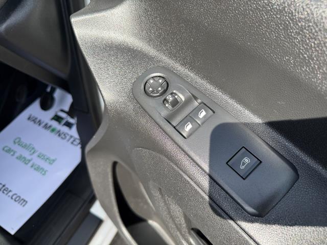 2019 Peugeot Partner 1000 1.5 Bluehdi 100 Professional Van *70 MPH SPEED RESTRICTED (NV19ZFH) Image 19