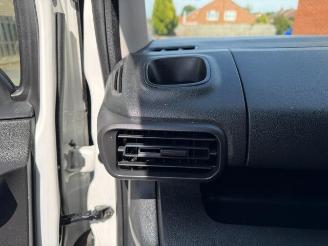 2019 Peugeot Partner 1000 1.5 Bluehdi 100 Professional Van *70 MPH SPEED RESTRICTED (NV19ZFH) Image 38