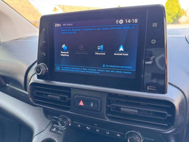 2019 Peugeot Partner 1000 1.5 Bluehdi 100 Professional Van *70 MPH SPEED RESTRICTED (NV19ZFH) Image 24